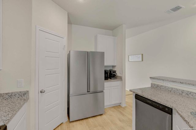 19838 Doc Holiday, Lytle, TX 78052