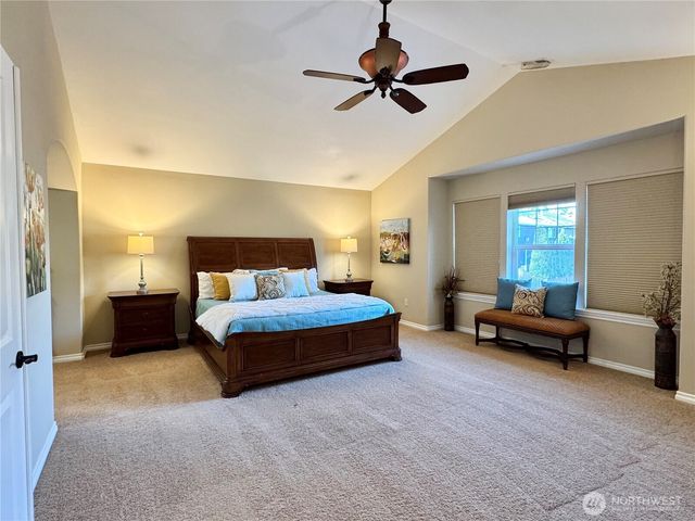 762 Ilwaco Place NE, Renton, WA 98059