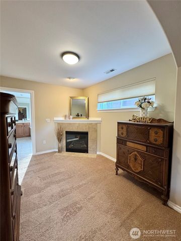 762 Ilwaco Place NE, Renton, WA 98059