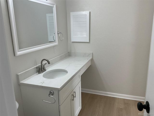 7495 E Quincy Avenue 305, Denver, CO 80237