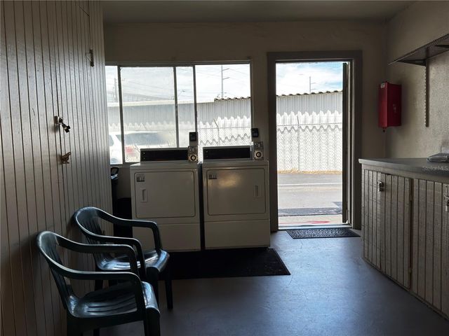 6700 1ST AVENUE S 103, St Petersburg, FL 33707