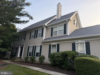 121 COBURN RD, Pennington, NJ 08534
