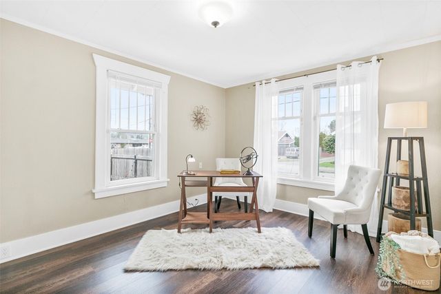 1203 N 2nd Street, Renton, WA 98057