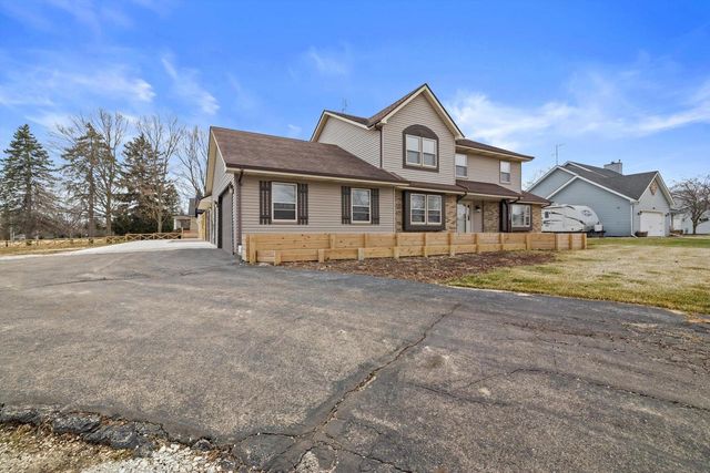 2205 2nd STREET, Kenosha, WI 53140