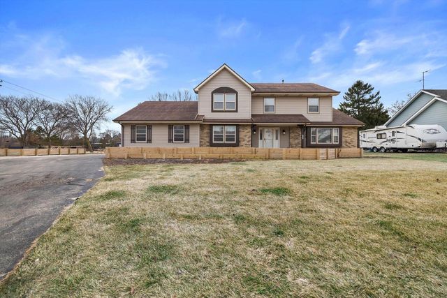 2205 2nd STREET, Kenosha, WI 53140