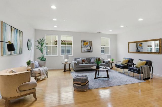 745 Mente Linda Loop, Milpitas, CA 95035