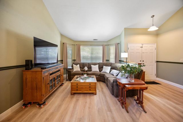 321 High Point Ct, Modesto, CA 95357