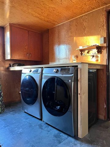 9630 Main Street, Veseli, MN 55046