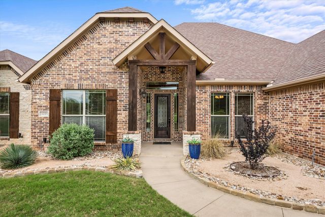 3231 Baylor Boulevard, Midlothian, TX 76065