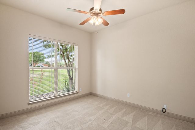 3231 Baylor Boulevard, Midlothian, TX 76065