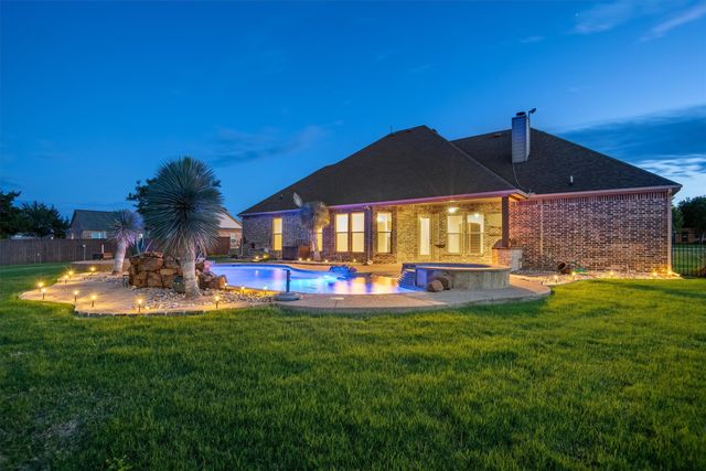 3231 Baylor Boulevard, Midlothian, TX 76065