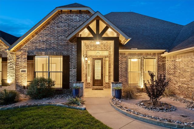 3231 Baylor Boulevard, Midlothian, TX 76065