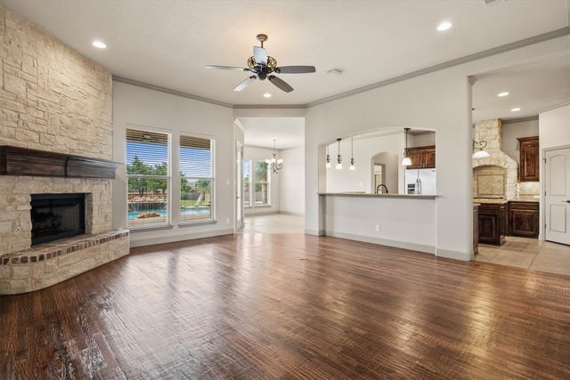 3231 Baylor Boulevard, Midlothian, TX 76065