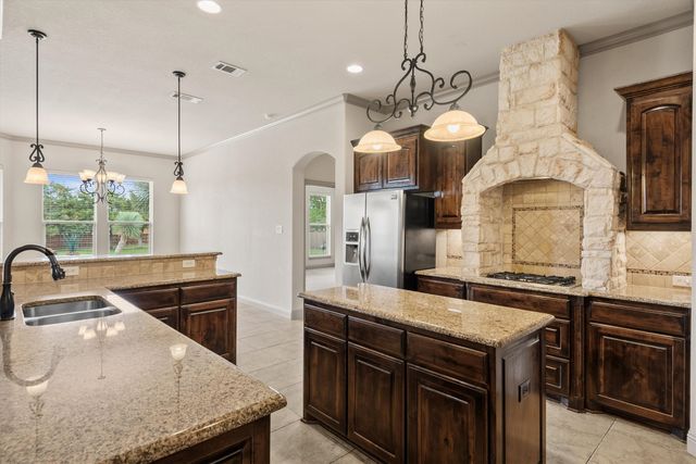 3231 Baylor Boulevard, Midlothian, TX 76065