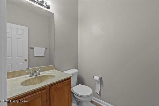 3419 Stony Farm Dr, Louisville, KY 40299