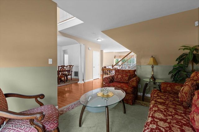3419 Stony Farm Dr, Louisville, KY 40299