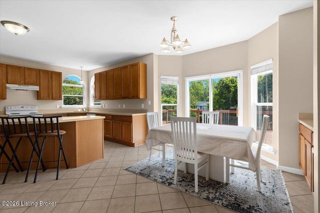 3419 Stony Farm Dr, Louisville, KY 40299