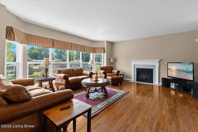 3419 Stony Farm Dr, Louisville, KY 40299