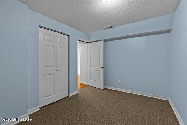 3419 Stony Farm Dr, Louisville, KY 40299