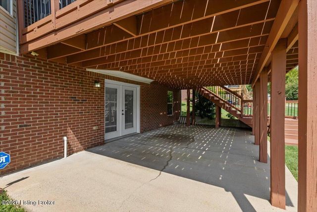 3419 Stony Farm Dr, Louisville, KY 40299