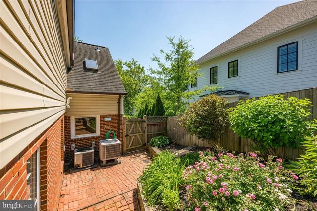 4005 25TH ST N, Arlington, VA 22207