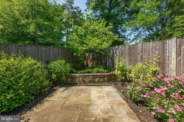 4005 25TH ST N, Arlington, VA 22207