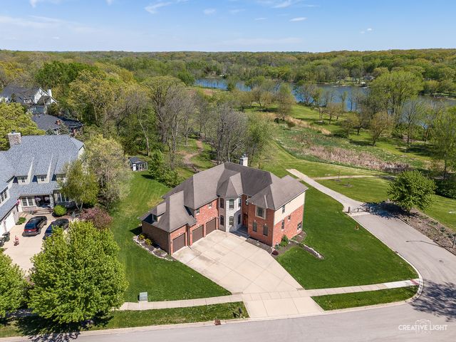 104 Bruell Street, Yorkville, IL 60560