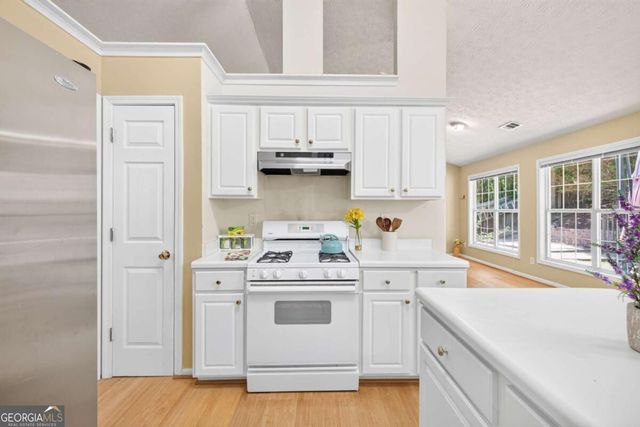 3760 Sugarbrook Drive, Lawrenceville, GA 30044
