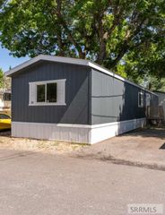 1935 S 5th Avenue # 23, Pocatello, ID 83201