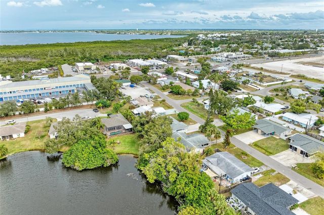 4424 87TH ST CT W STREET W, Bradenton, FL 34210