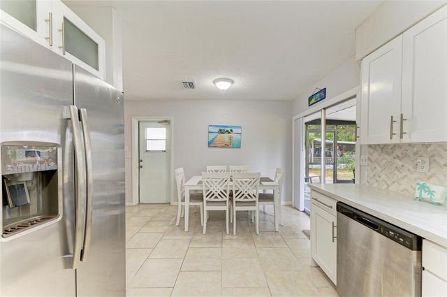 4424 87TH ST CT W STREET W, Bradenton, FL 34210