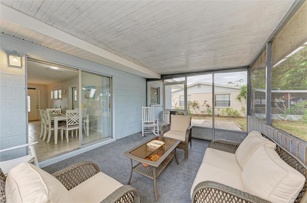 Image 20 of property listing at 4424 87TH ST CT W STREET W, Bradenton, FL 34210