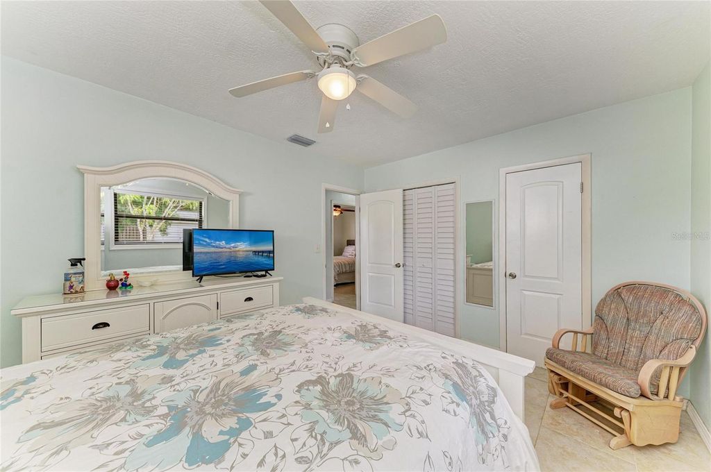 Image 29 of property listing at 4424 87TH ST CT W STREET W, Bradenton, FL 34210