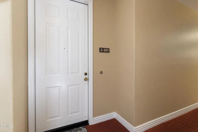 1740 Tanager Street 2-201, Ventura, CA 93003