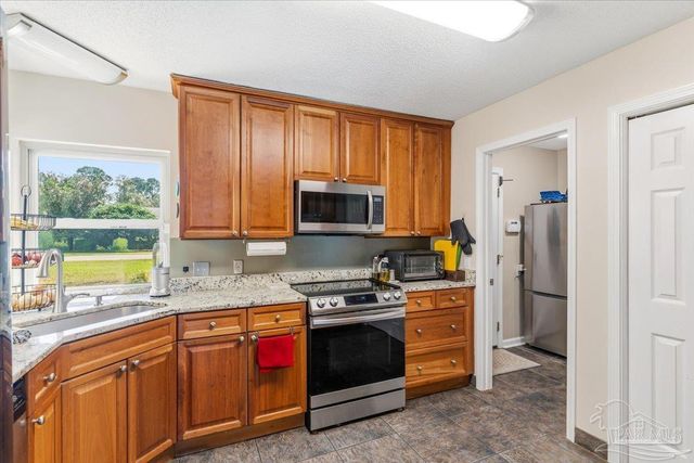 2826 Lido Blvd, Gulf Breeze, FL 32563