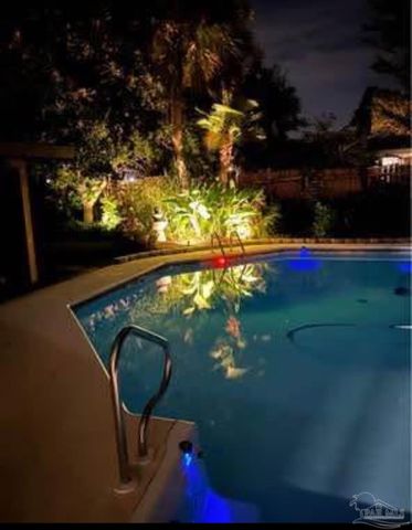 2826 Lido Blvd, Gulf Breeze, FL 32563