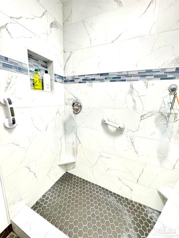 2826 Lido Blvd, Gulf Breeze, FL 32563