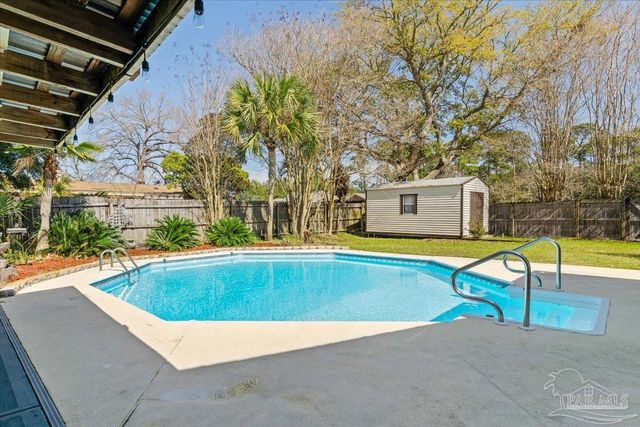 2826 Lido Blvd, Gulf Breeze, FL 32563
