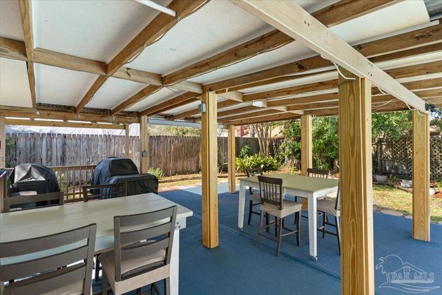 2826 Lido Blvd, Gulf Breeze, FL 32563