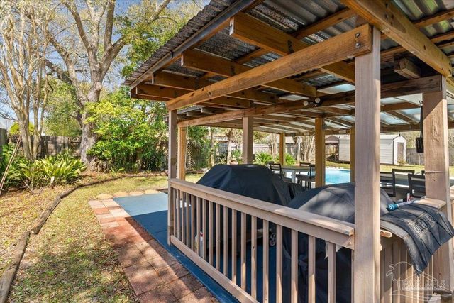 2826 Lido Blvd, Gulf Breeze, FL 32563