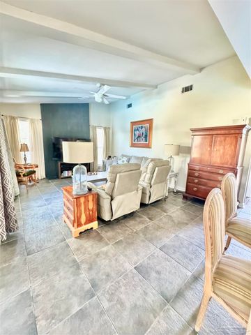 2826 Lido Blvd, Gulf Breeze, FL 32563