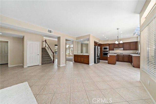 42025 Boothill Lane, Murrieta, CA 92562