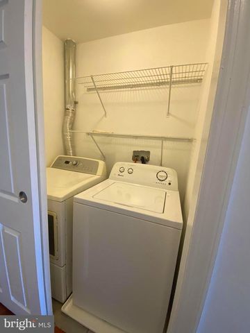 2510 MANTON ST, Philadelphia, PA 19146