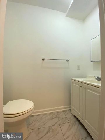 2510 MANTON ST, Philadelphia, PA 19146