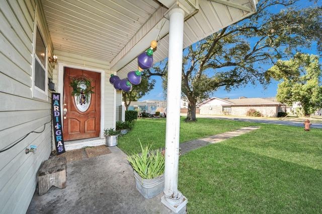 415 Halkies Road, Houston, TX 77587