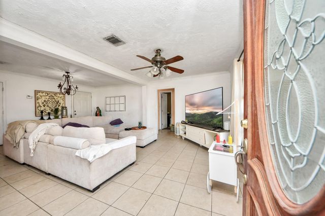 415 Halkies Road, Houston, TX 77587