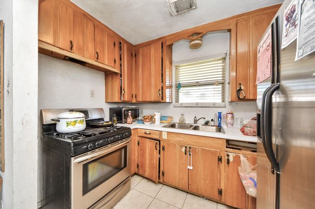 415 Halkies Road, Houston, TX 77587