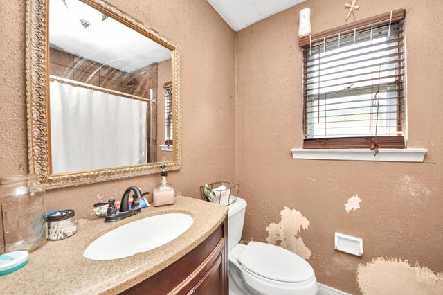 415 Halkies Road, Houston, TX 77587