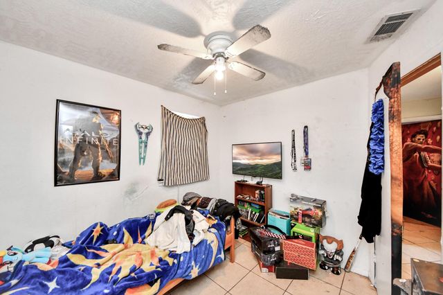 415 Halkies Road, Houston, TX 77587