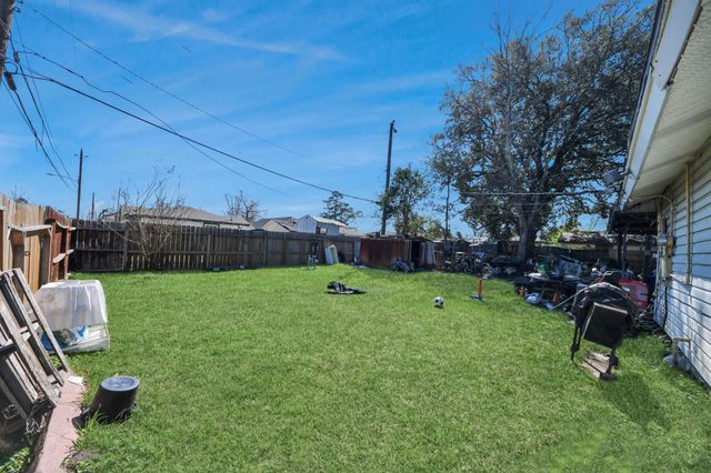 415 Halkies Road, Houston, TX 77587